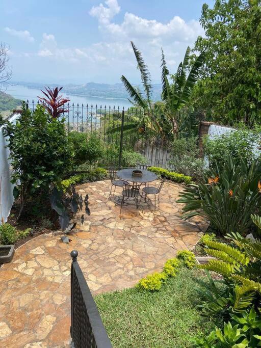 Casa Flor De Pajaro, Vistas Panoramicas Increibles Al Lago Hotel Suchitoto Exterior foto